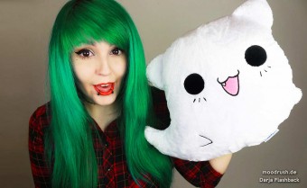 ghost cat pillow cute scene girl green gruene haare hair colored gril