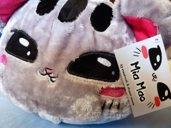Mia Mao Chosen Vowels Shop Anime Manga Cosplay Merchandise Pillow